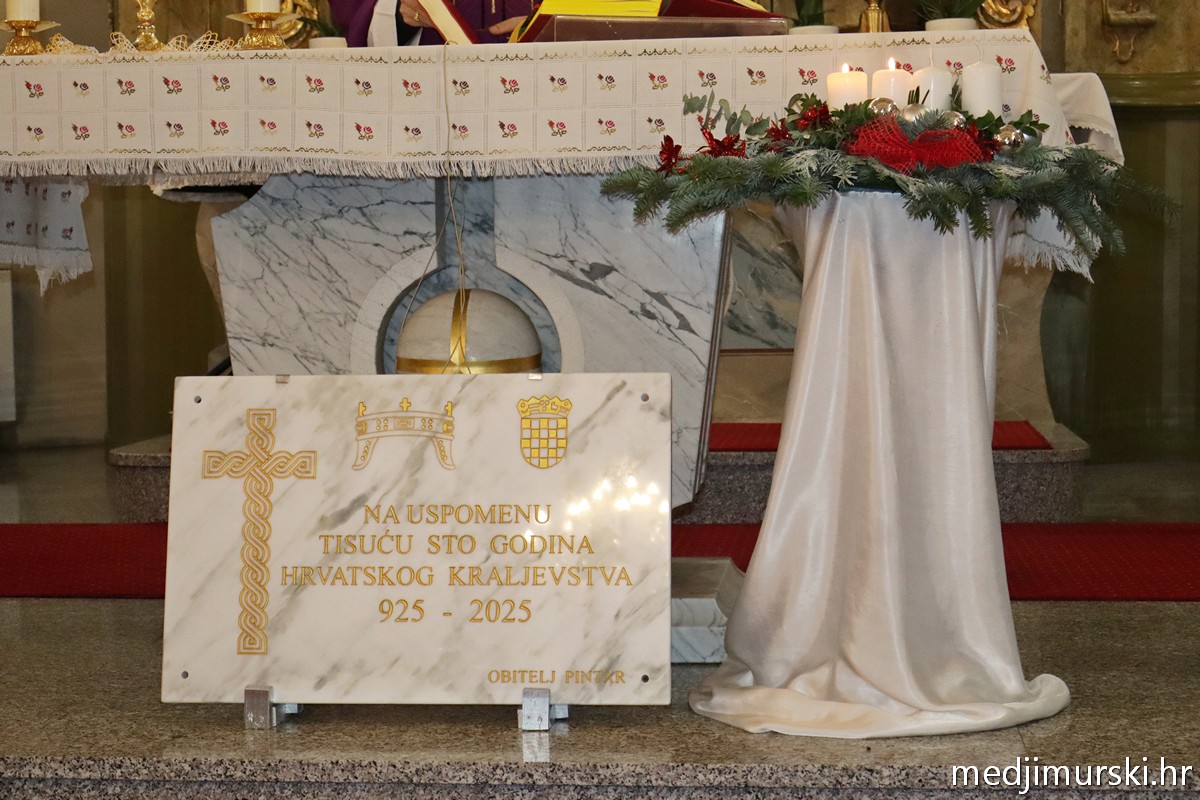 Obitelj Pintar spomen ploča Donji Kraljevec (14)