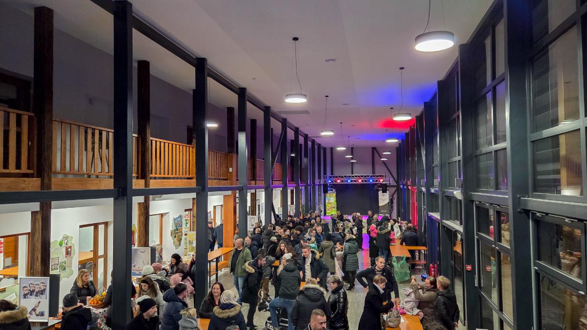 Paljenje 1. adventske svijeće u Štrigovi (12)