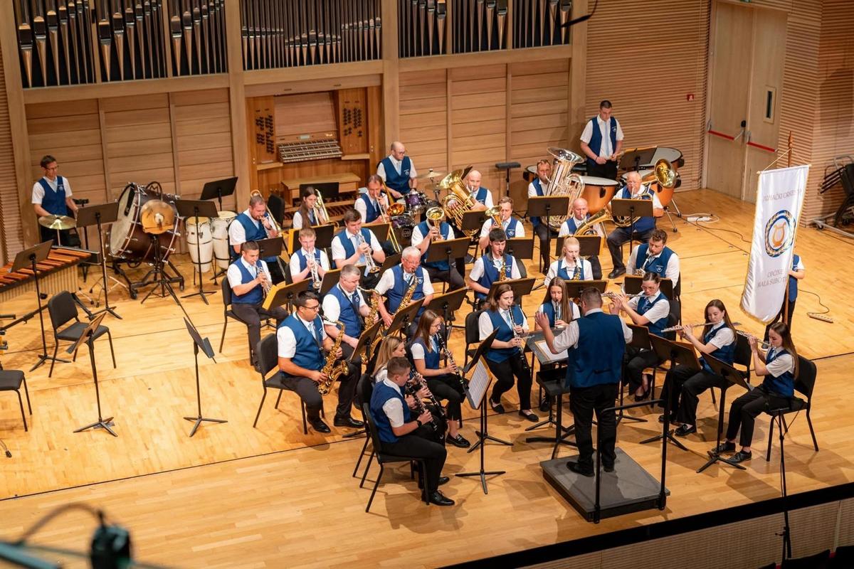 Puhački orkestar Mala Subotica (1)
