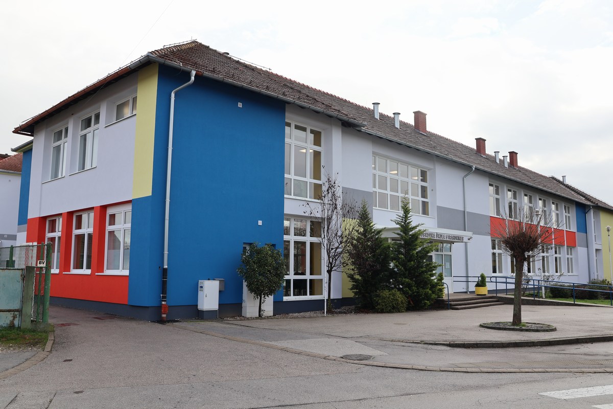 Skole