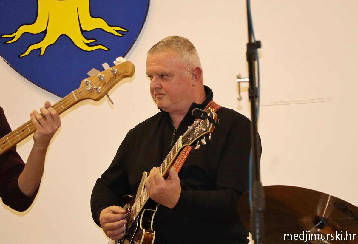 Suita 30 godina (58)