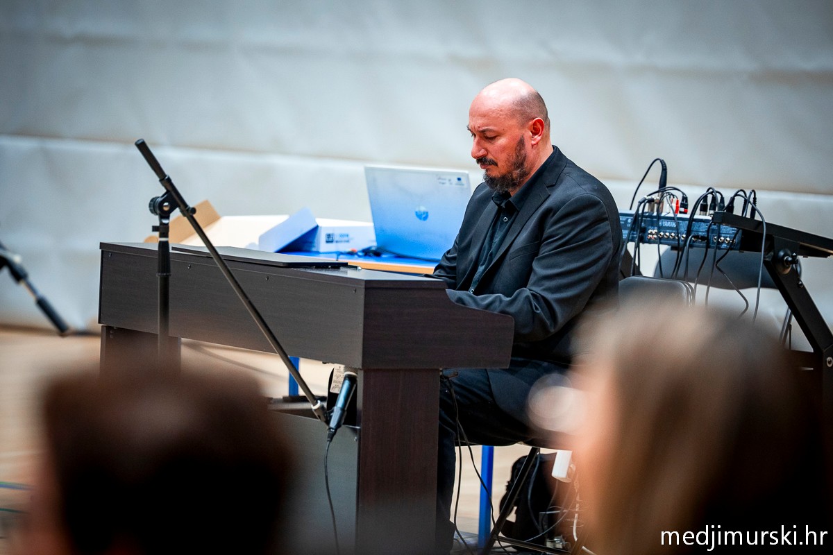 BOŽIĆNI SAJAM I PRIREDBA oš donji kraljevec (16)