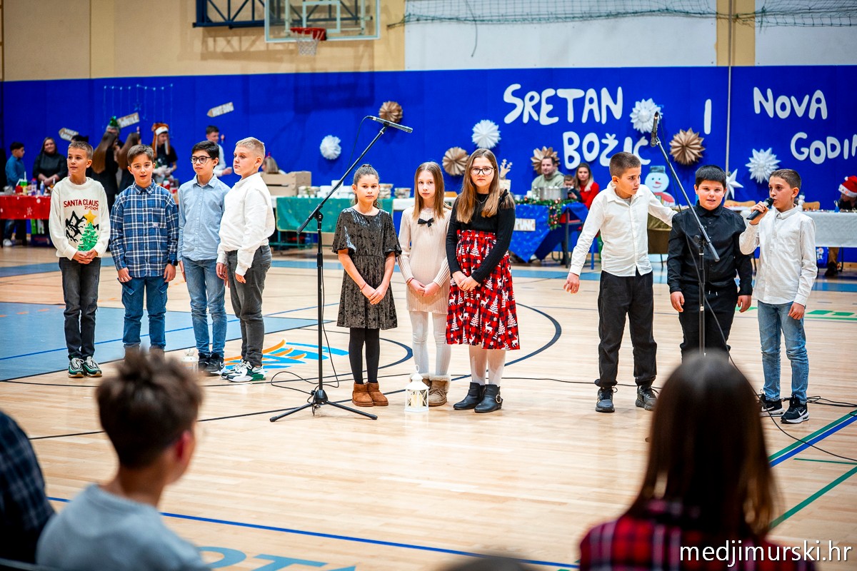 BOŽIĆNI SAJAM I PRIREDBA oš donji kraljevec (23)