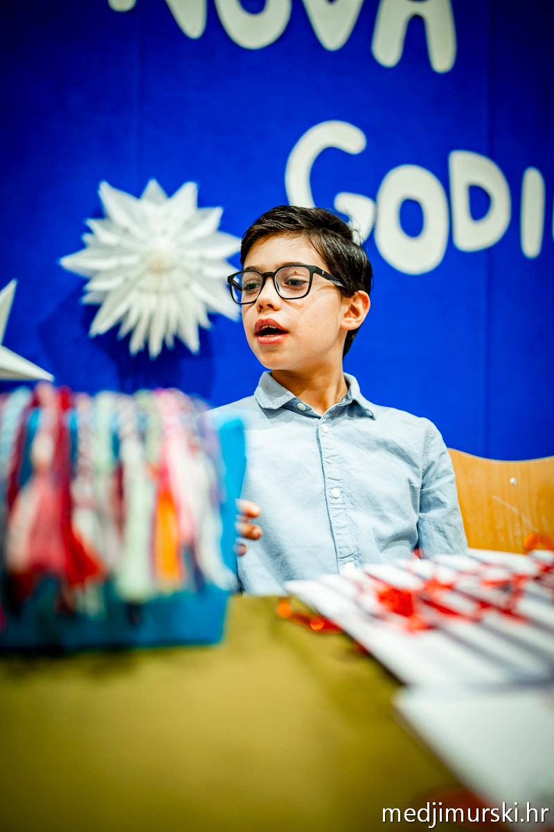 BOŽIĆNI SAJAM I PRIREDBA oš donji kraljevec (40)