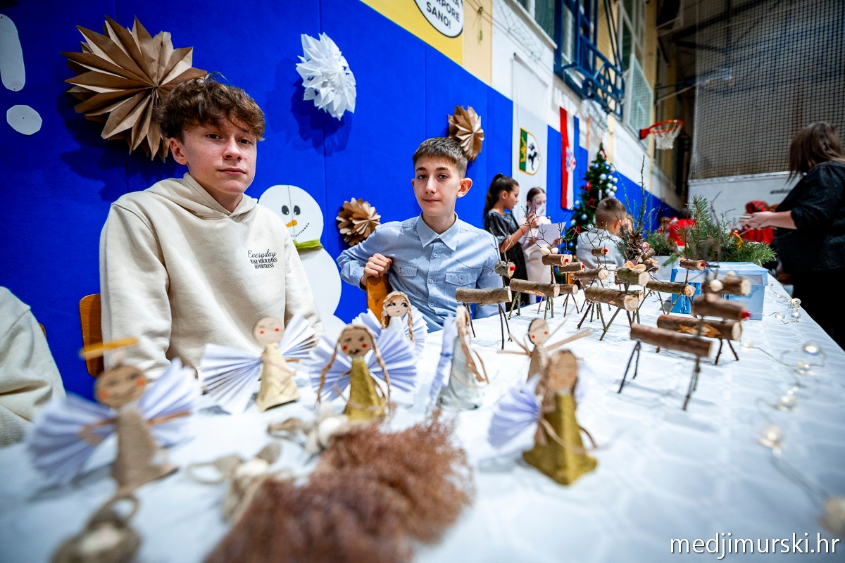 BOŽIĆNI SAJAM I PRIREDBA oš donji kraljevec (50)