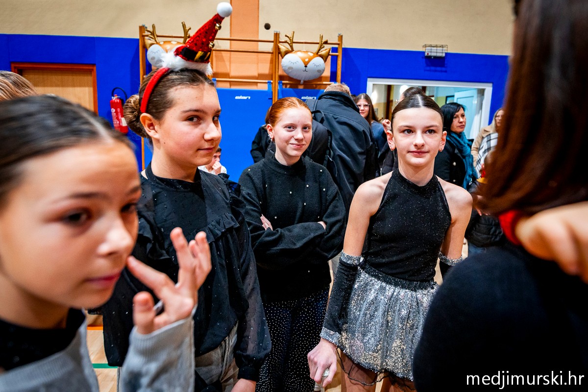 BOŽIĆNI SAJAM I PRIREDBA oš donji kraljevec (53)