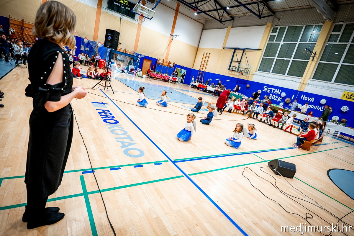 BOŽIĆNI SAJAM I PRIREDBA oš donji kraljevec (56)