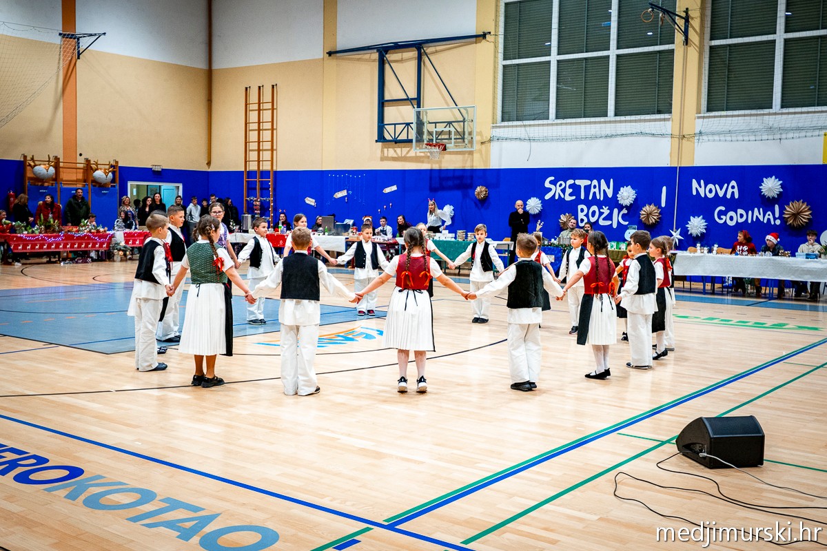 BOŽIĆNI SAJAM I PRIREDBA oš donji kraljevec (58)