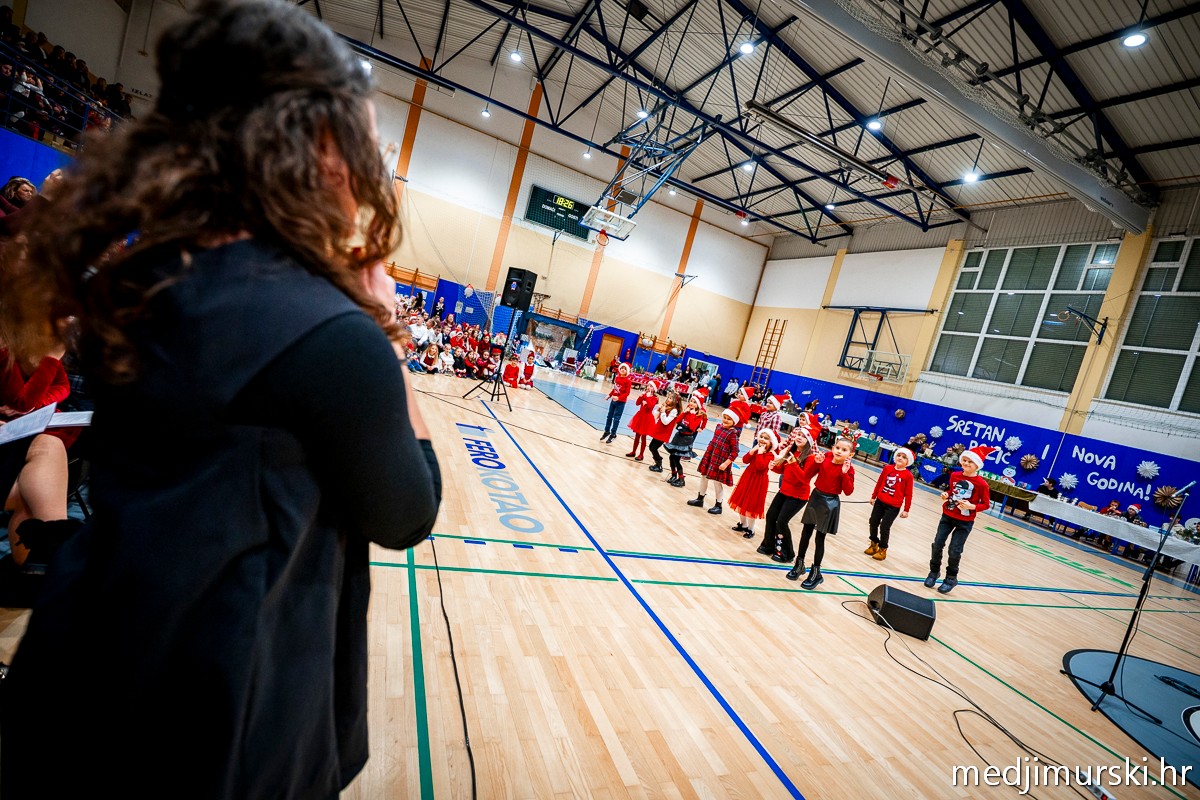 BOŽIĆNI SAJAM I PRIREDBA oš donji kraljevec (59)