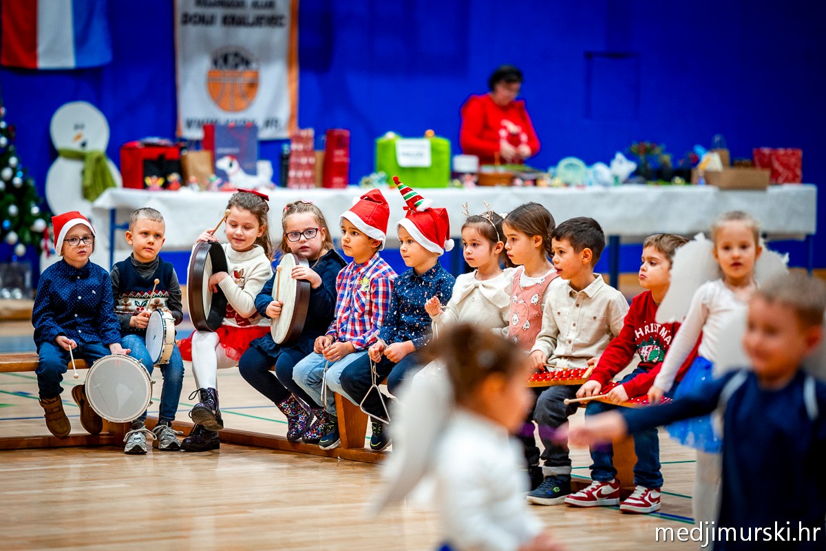 BOŽIĆNI SAJAM I PRIREDBA oš donji kraljevec (9)