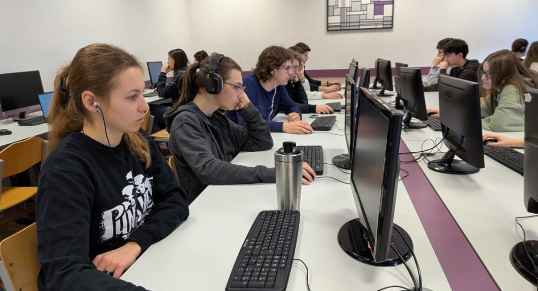 Učenici Gimnazije Josipa Slavenskog Čakovec uspješni na međunarodnom natjecanju “Best in English 2025” Gimnazija natjecanje engleski