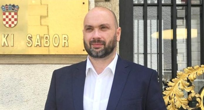 Ivica baksa pjevac zastupnik