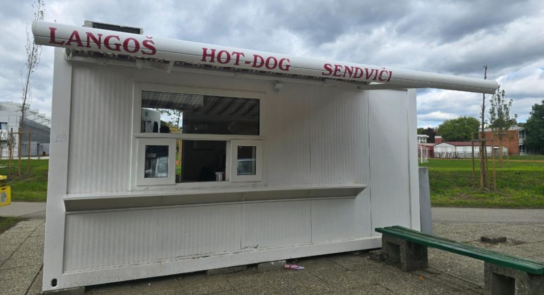 Miris langoša kratko je trajao: Zatvoren kiosk iza Graditeljske škole Langosi glavna fus