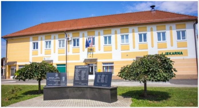 Općina naslovna