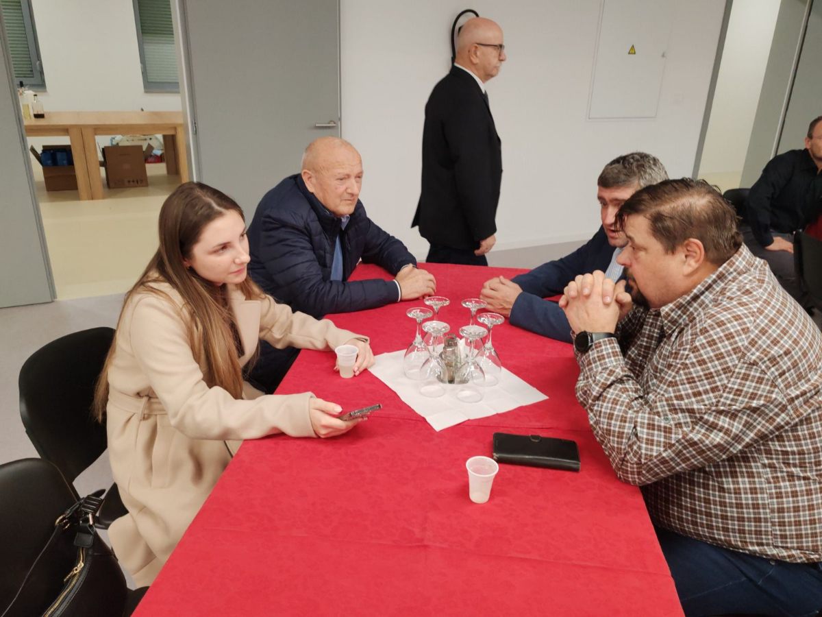 Viber slika 2025 12 23 11 15 46