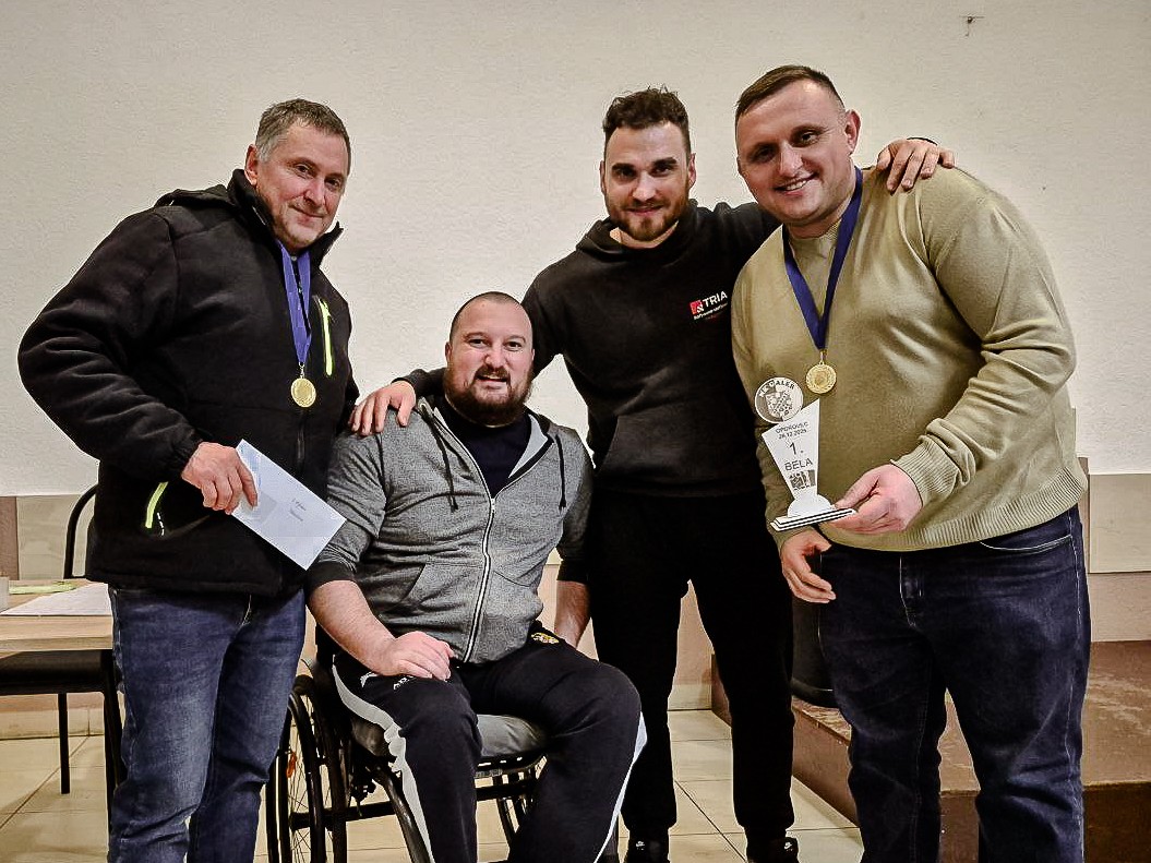 Za unutra 3 Prvo mjesto osvojila je ekipa Ivac i Neno