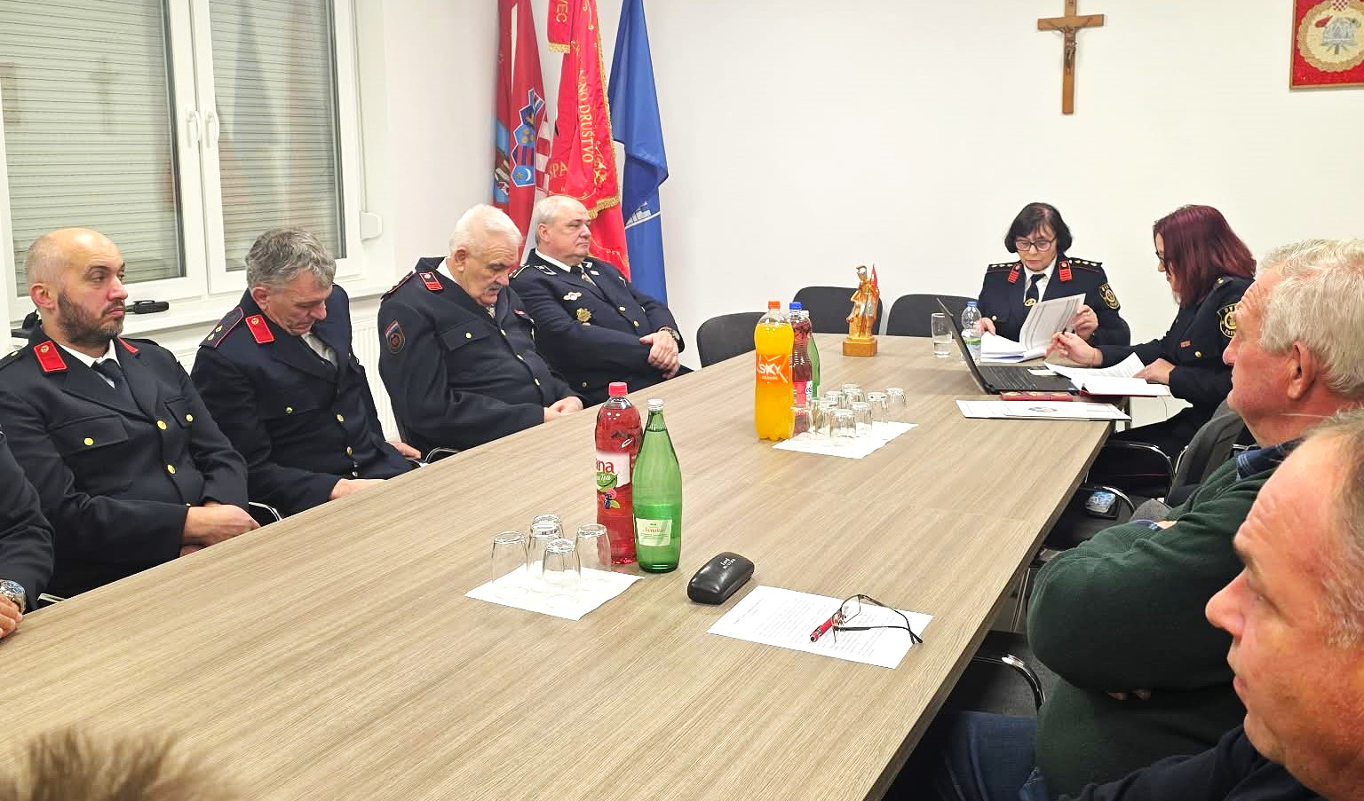 345dcfb7 f1db 492e 81f8 c8154e495031