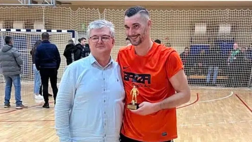 Tko će naslijediti titulu od neprežaljenog Nikole Pokrivača? 473823405 1138368098298081 6902678664207442447 n.jpg edit