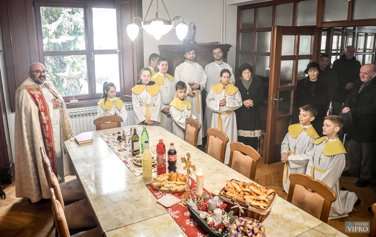 608907426 898886102861111 717182650611474070 n