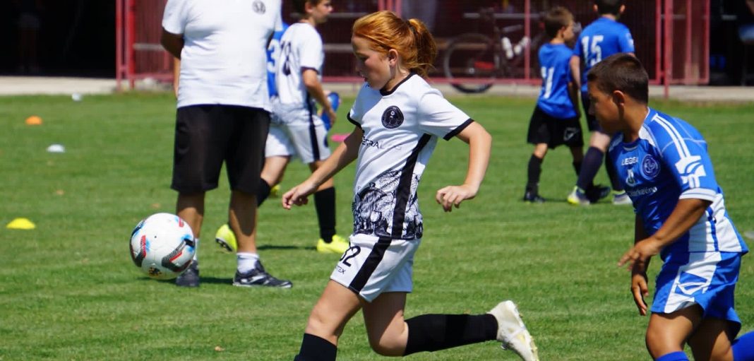 Ena Madić vratila se u Fotex Junajted 615824599 1410088977571731 2249288514423261328 n