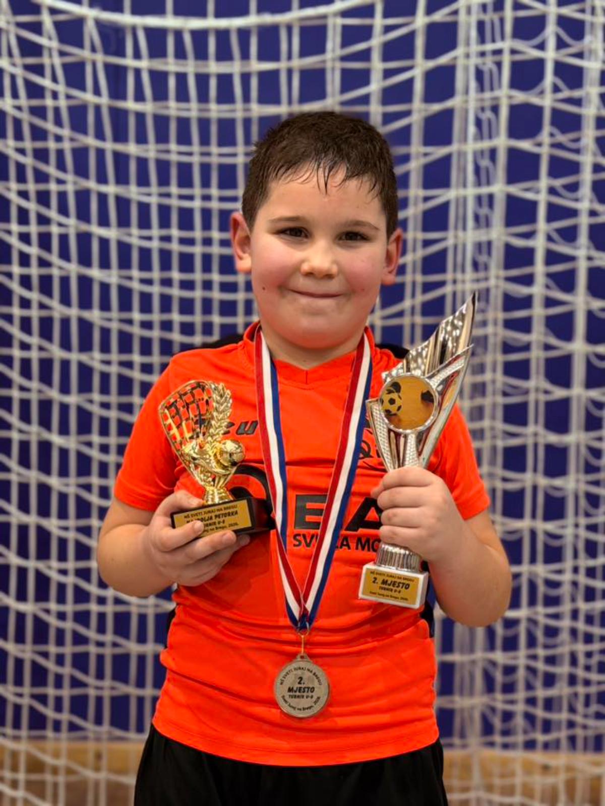 615962365 122269590398127722 3474602490003435384 n