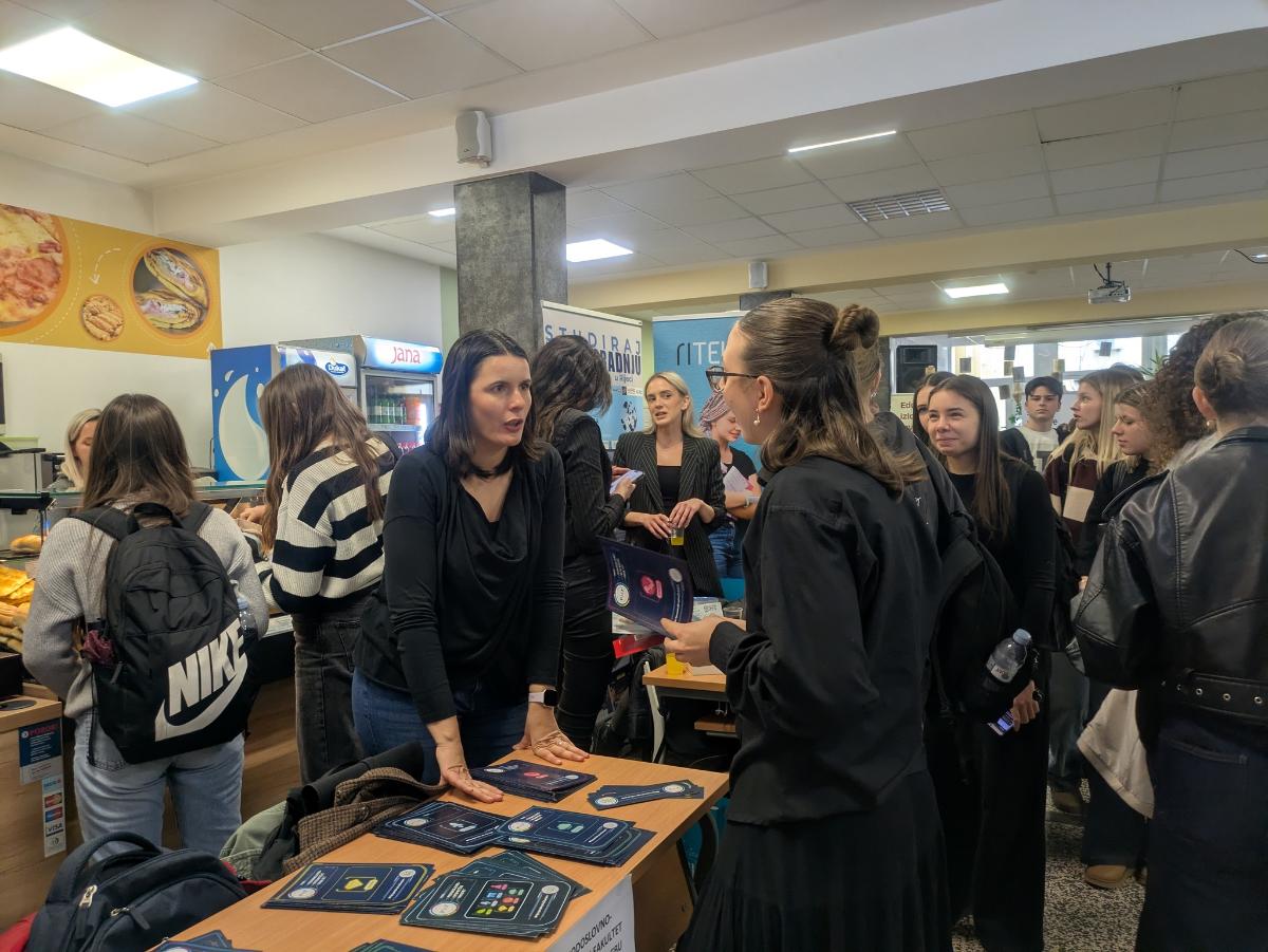 618132552 1475754291224327 5050898016118713409 n