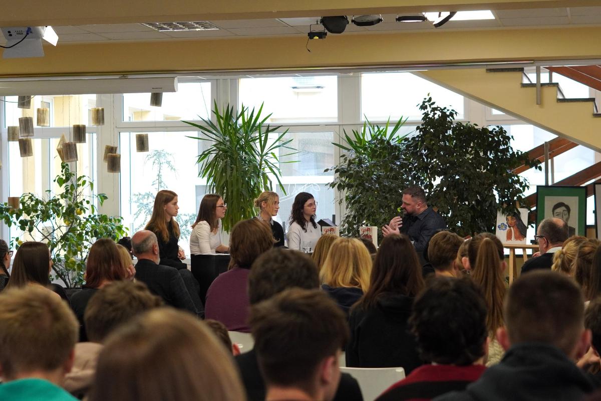 621440466 1479239497542473 1653057502975532101 n