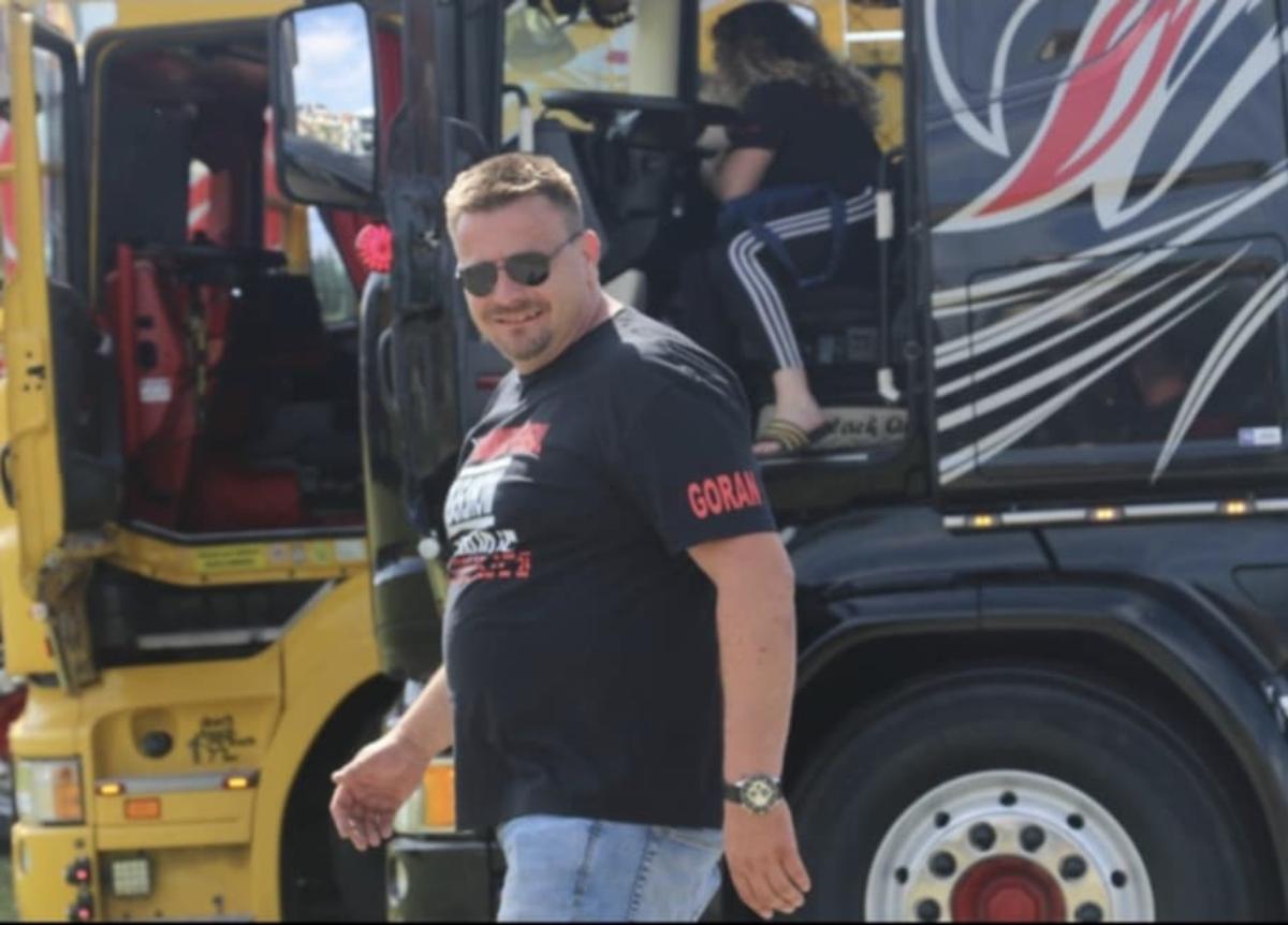 7304ef6a a306 493e 92db ef6189b562fa