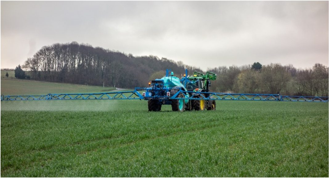 Najavljene osnovne i dopunske edukacije za dobivanje potvrde o rukovanju sredstvima za zaštitu bilja BeFunky collage 2026 01 15T141828.603