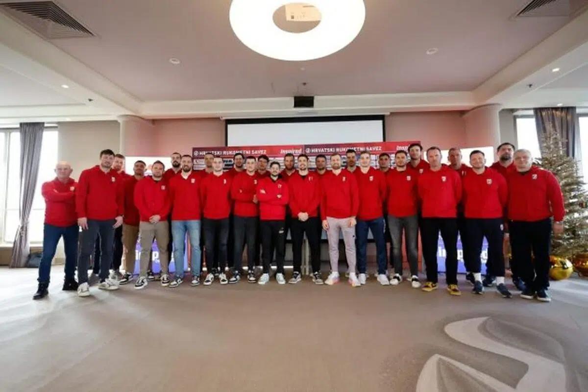 C4 8006 scaled 1 630x420 1 scaled.jpg