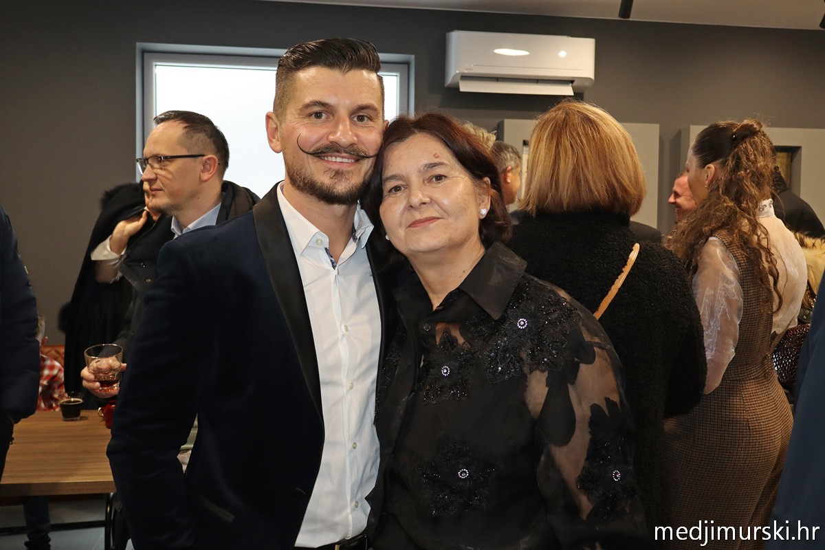 Color centar Prelog (37)