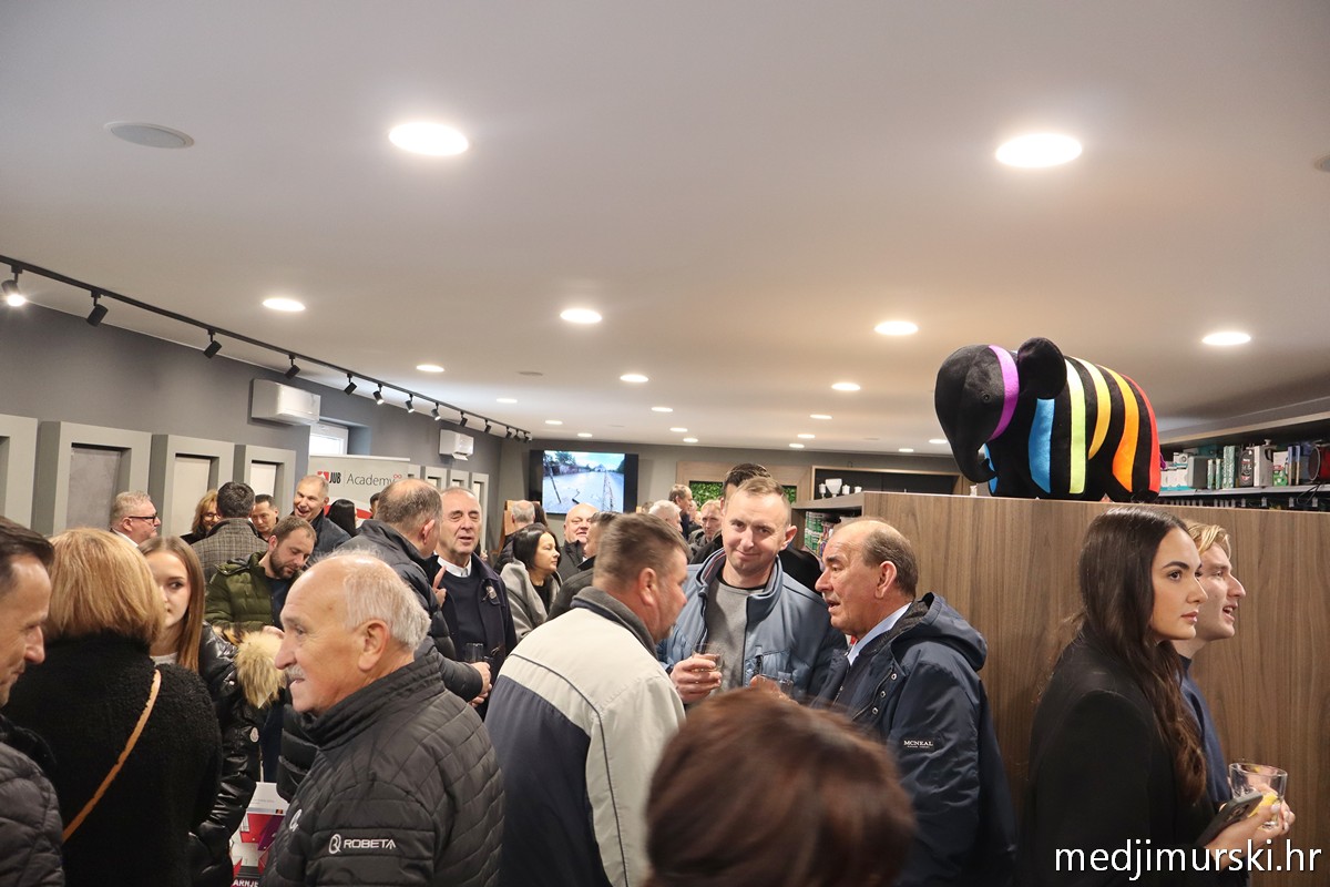 Color centar Prelog (57)