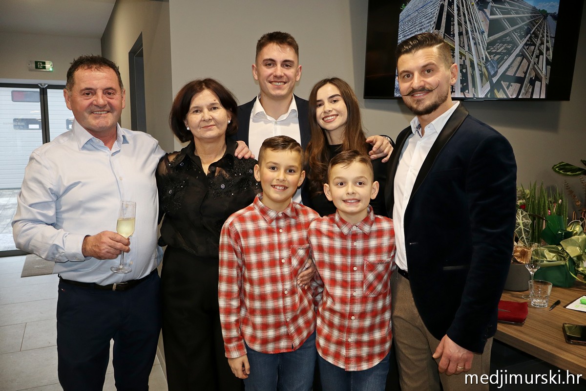 Color centar Prelog (62)