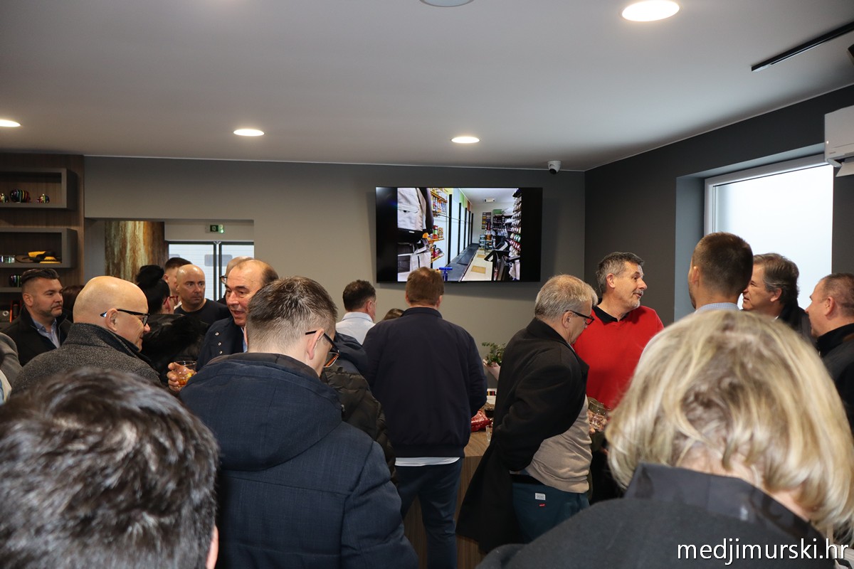 Color centar Prelog (67)