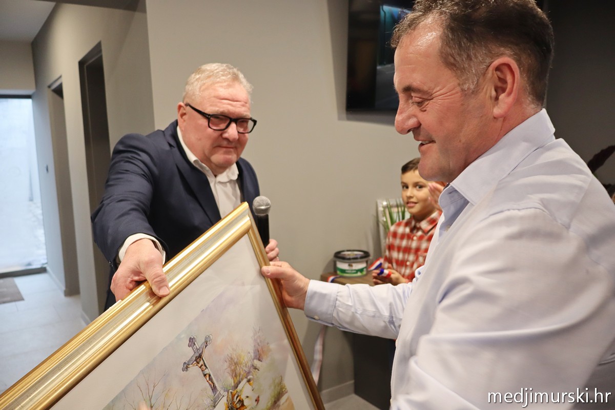 Color centar Prelog (81)