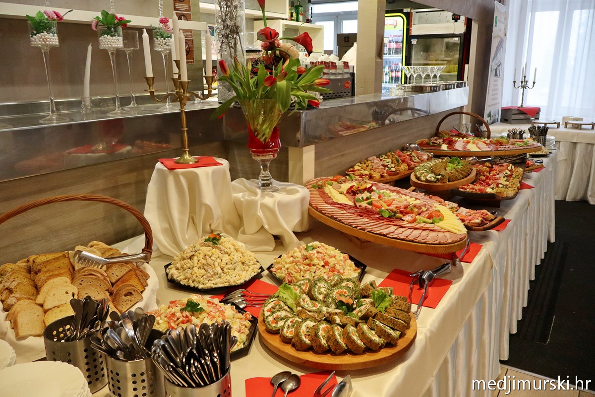 Color centar Prelog (85)