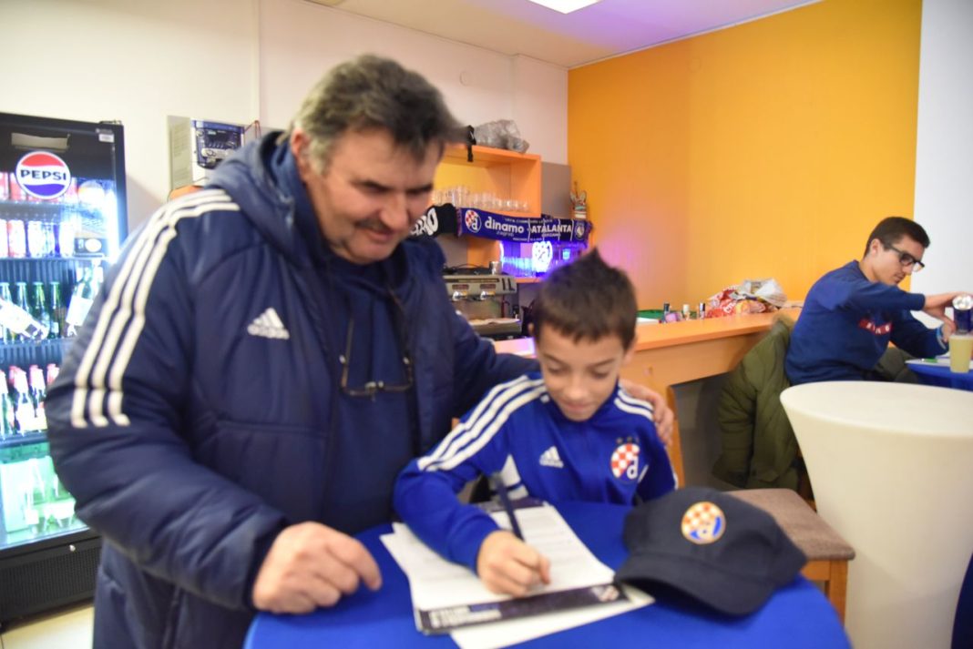 Zlatko Premuš predvodi plavu obitelj s najvećim brojem učlanjenih navijača DSC