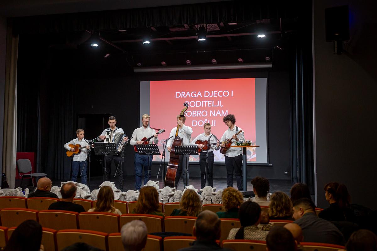 Darivanja najmlađih