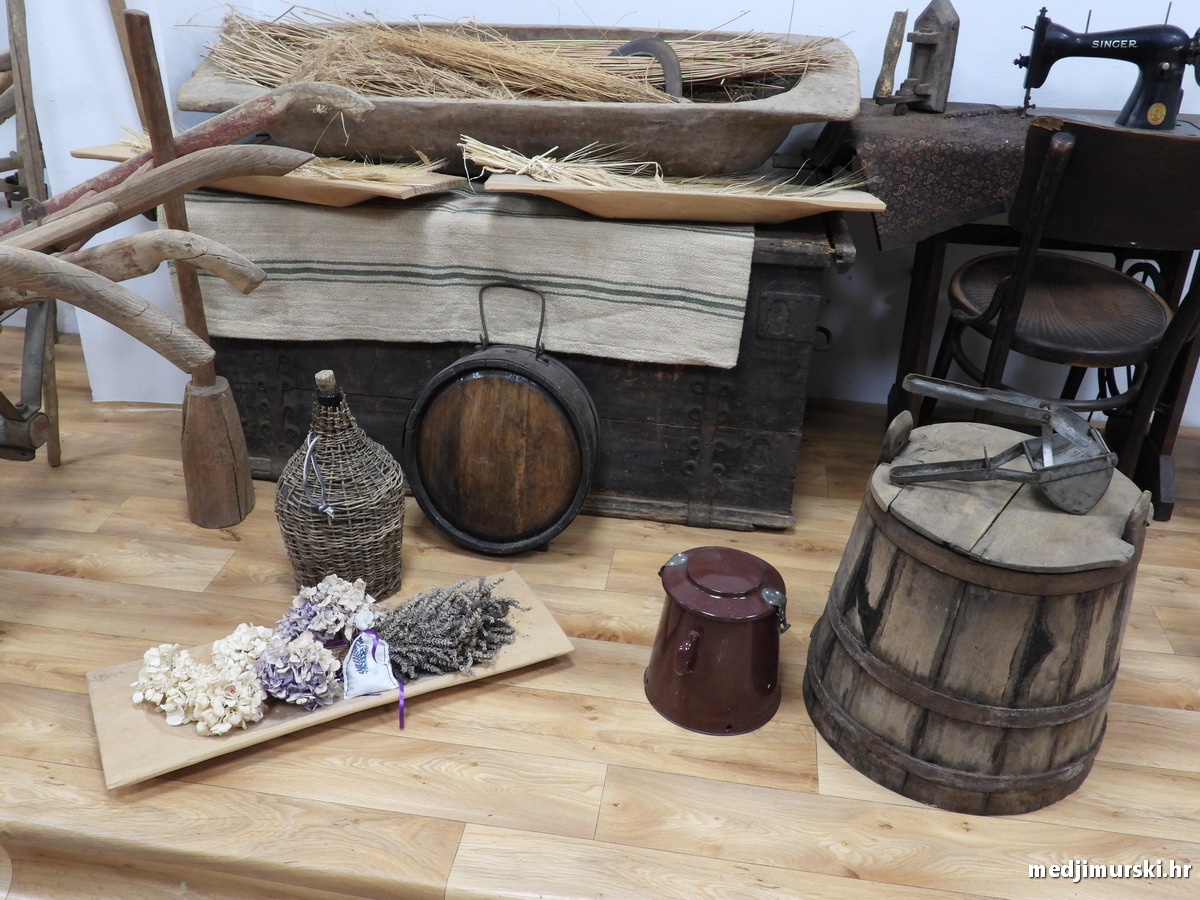 Etno zbirka KUU Zvon (22)