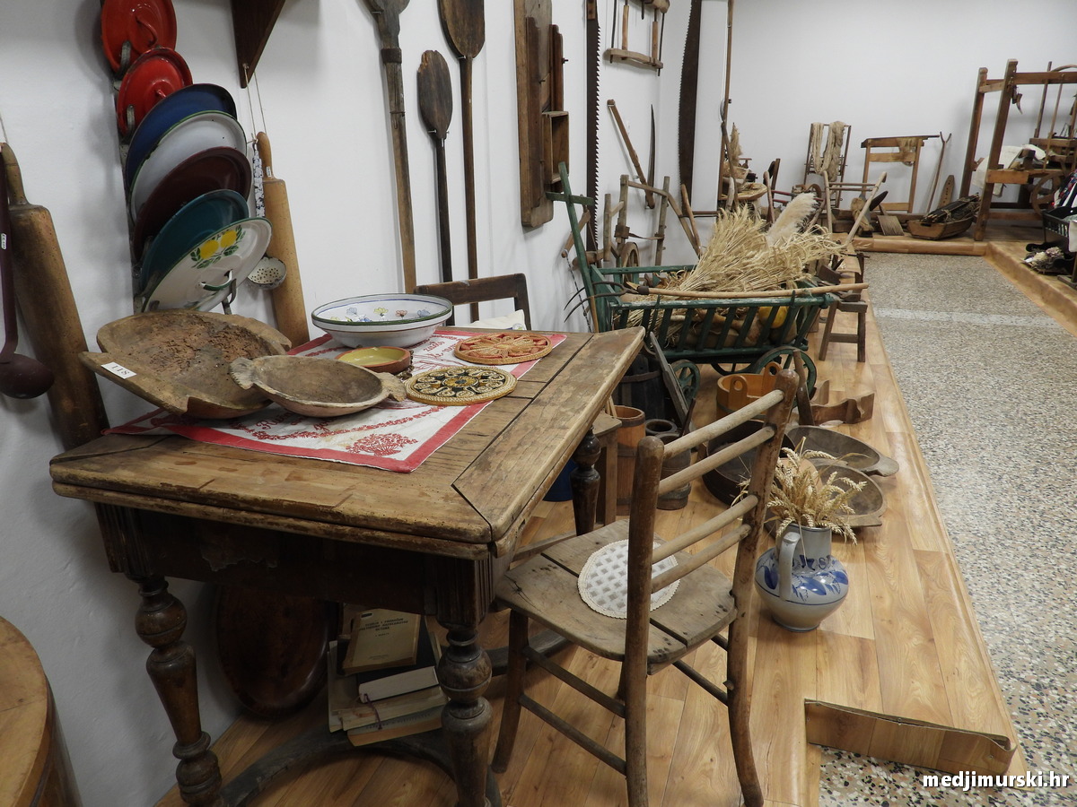 Etno zbirka KUU Zvon (34)