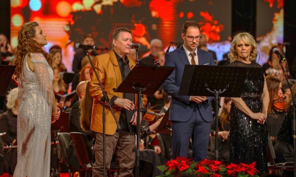 Evelin, Filip, Željko Thes i TajčiEC5A2247