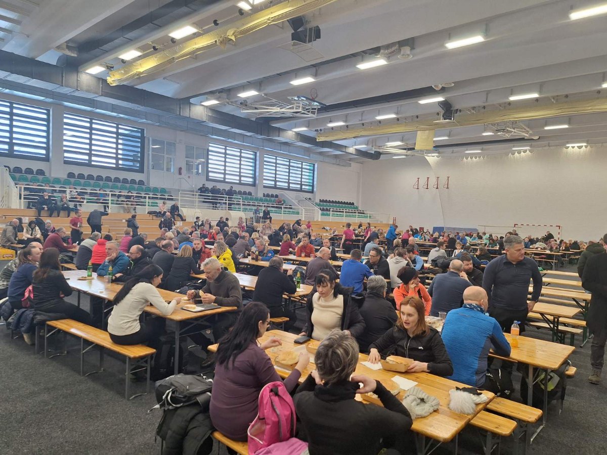 IMG 060c91000ad58a14f339645e941af746 V