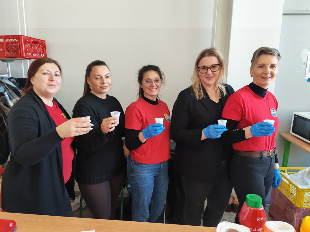 IMG 161f1ac9452e7e03e6b19410e5990780 V