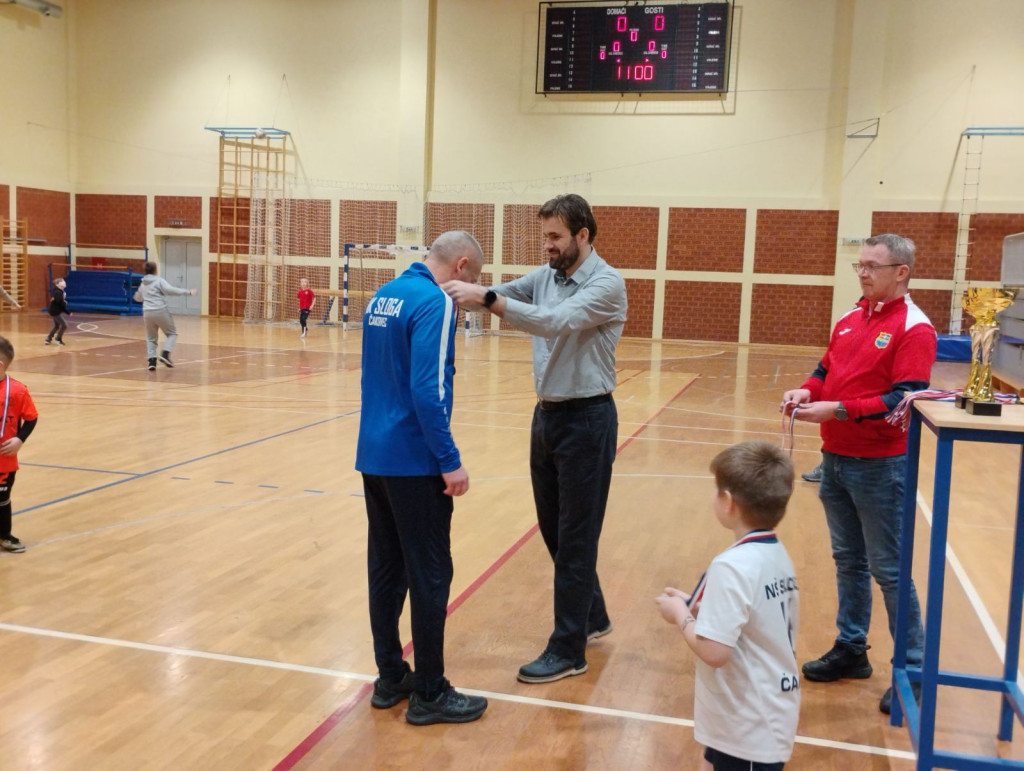 IMG 192690721999489511263736d1fab8eb V