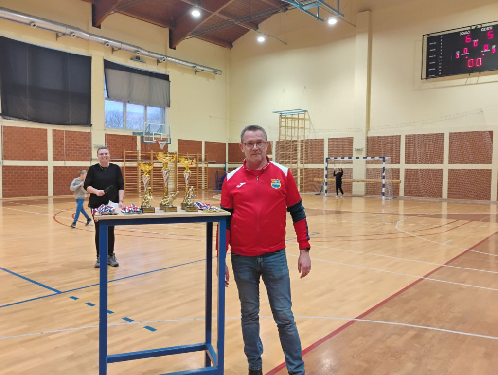 IMG 2e668528ff8d8f63594ae52ed86549f1 V