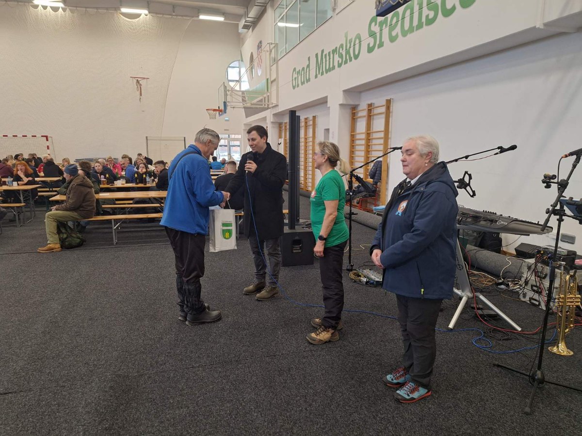 IMG 672703804dd601065de1f75ab3b1de20 V