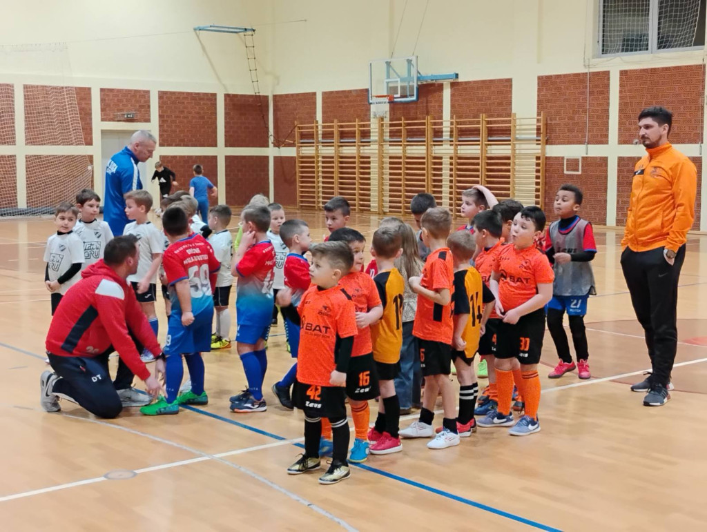 IMG 758068c1eb139f35473ad495a1196416 V 1024x771