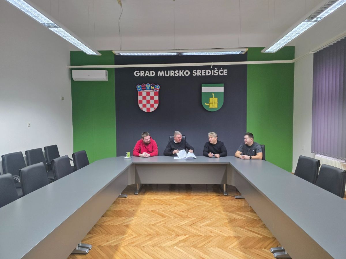 IMG 8944c21752d4025be1e4ec92d3b486dd V