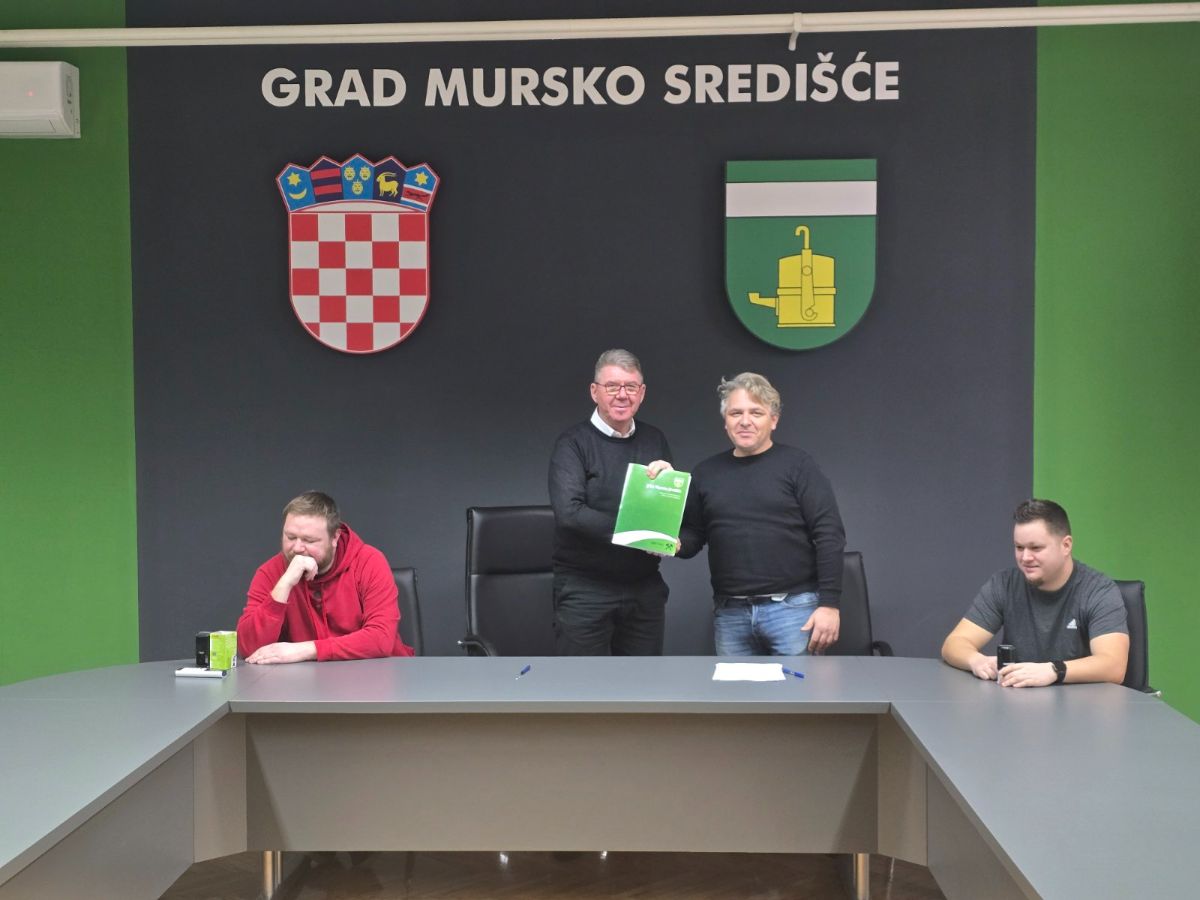 IMG ed49e32d912a22350e29ec7a1ccfb06e V