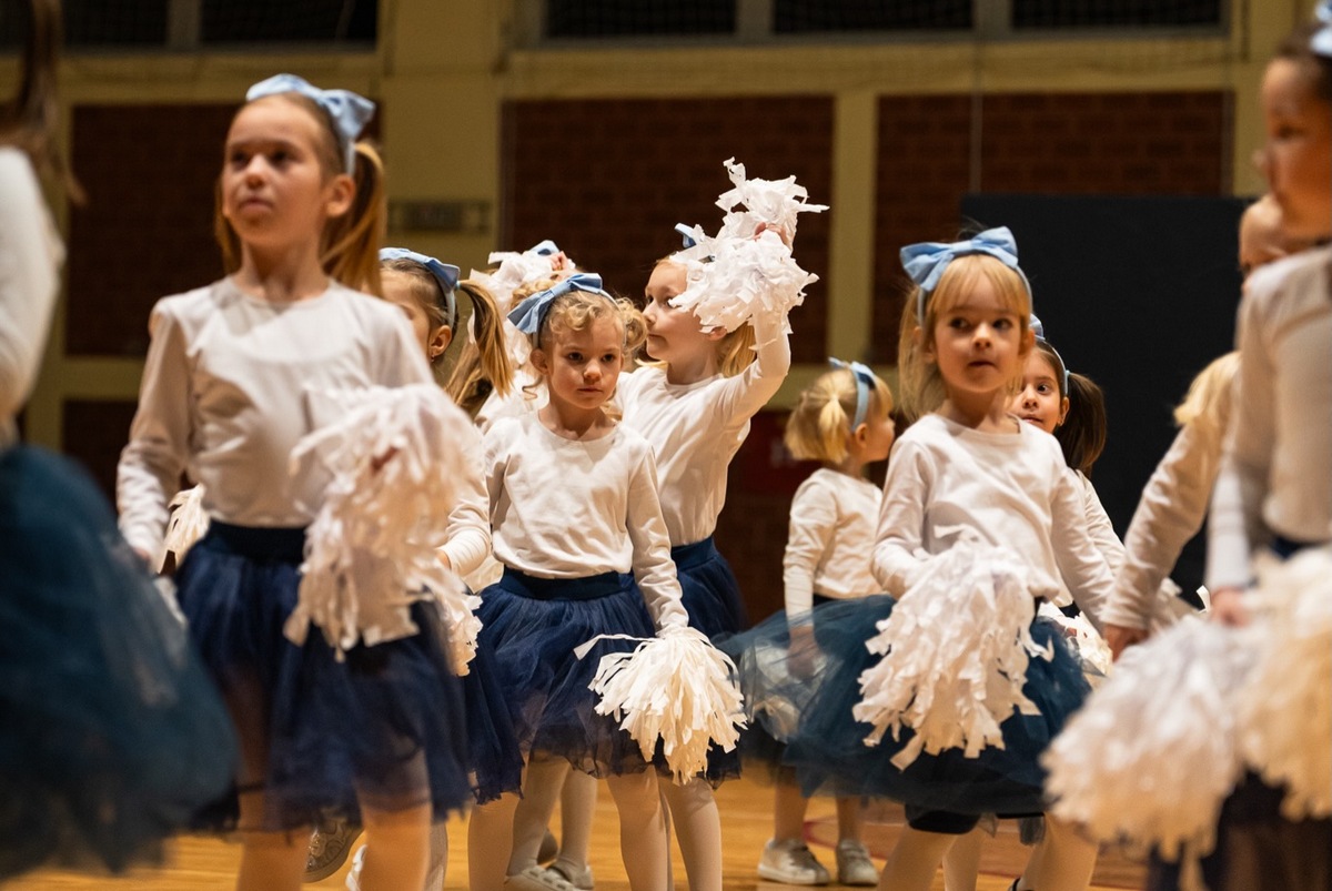 Mažoretkinje Male Subotice (28)